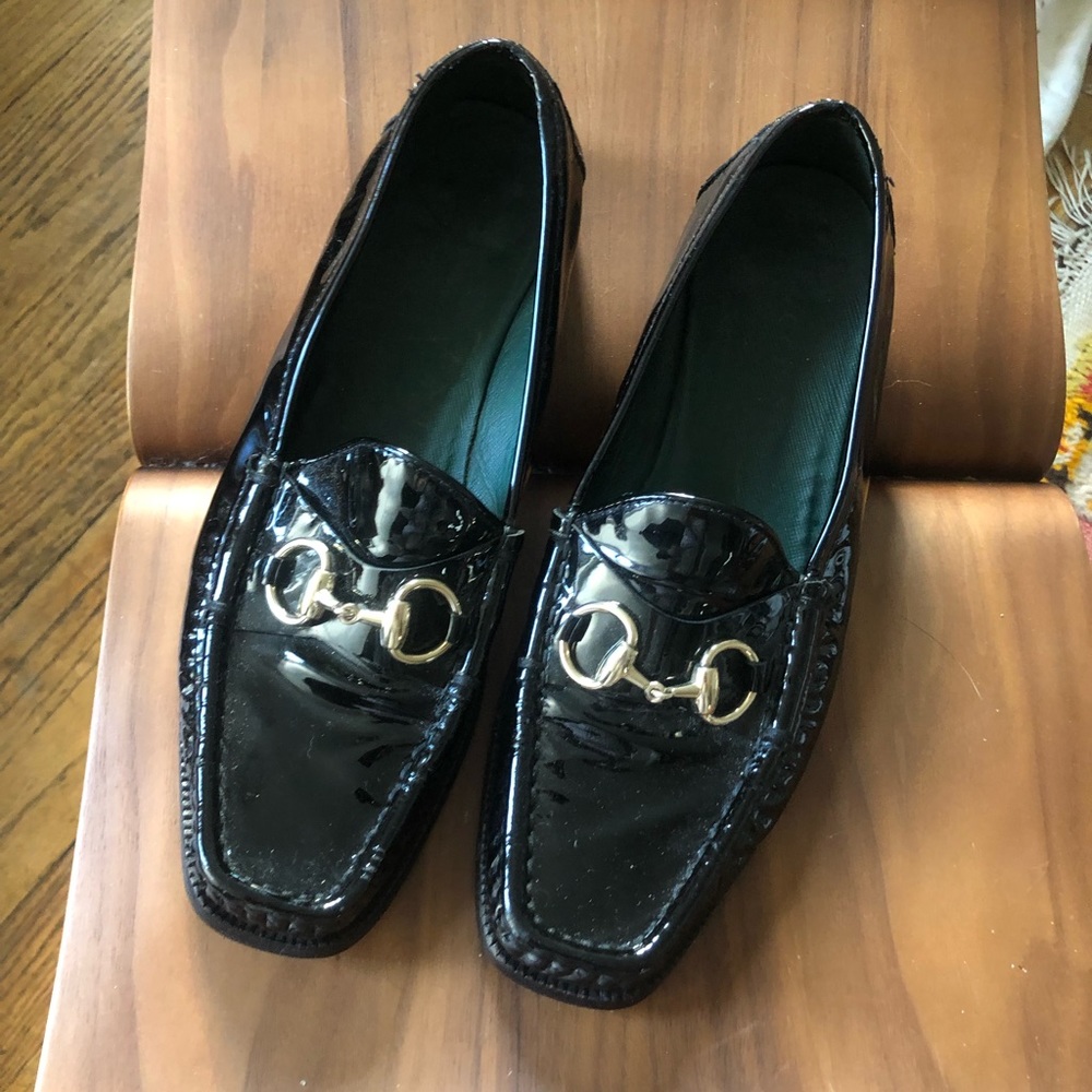 Vintage Gucci patent loafers size 37.5